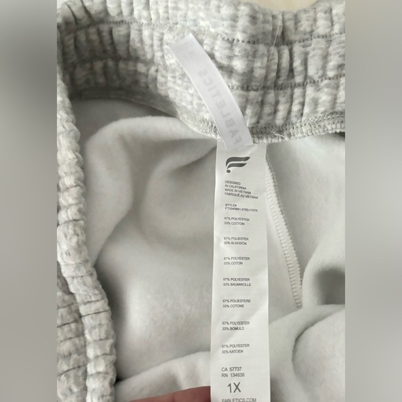 Fabletics Justin Joggers Sweatpants Heather Grey pockets plus size 1x - Picture 8 of 8